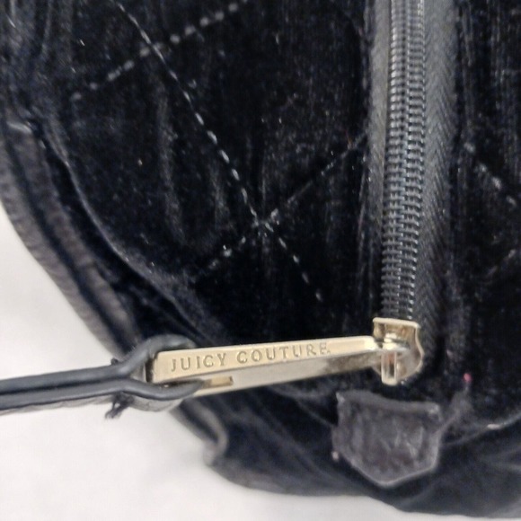 Juicy Couture Purse BLACK VELVET Quilted Leather TRIM Square Bag GOLD HEARTS - Picture 11 of 16
